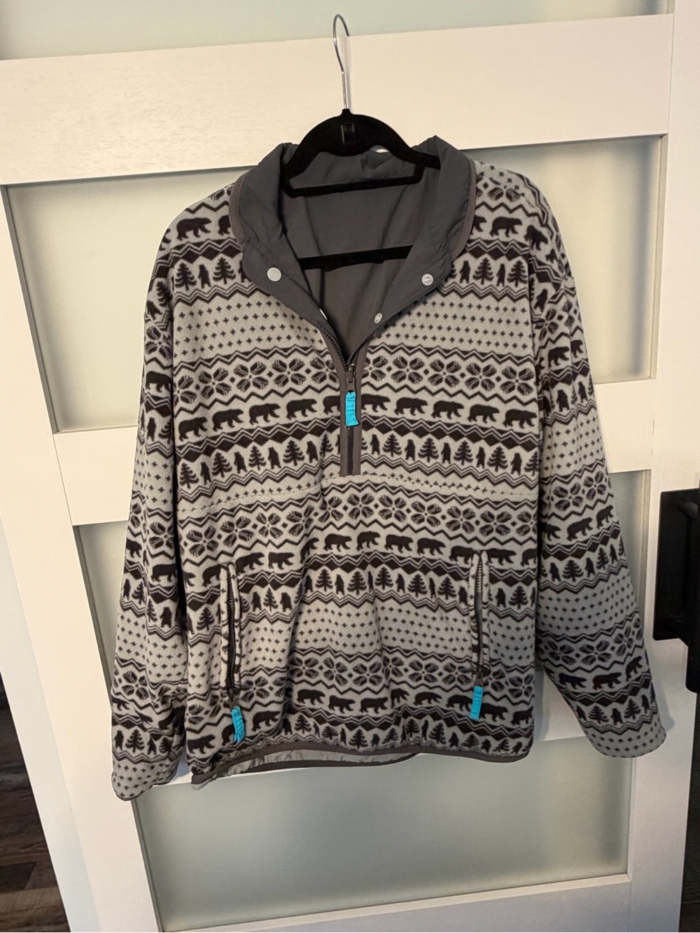 Chubbies Reversible layered pullover - Picture 6 of 8